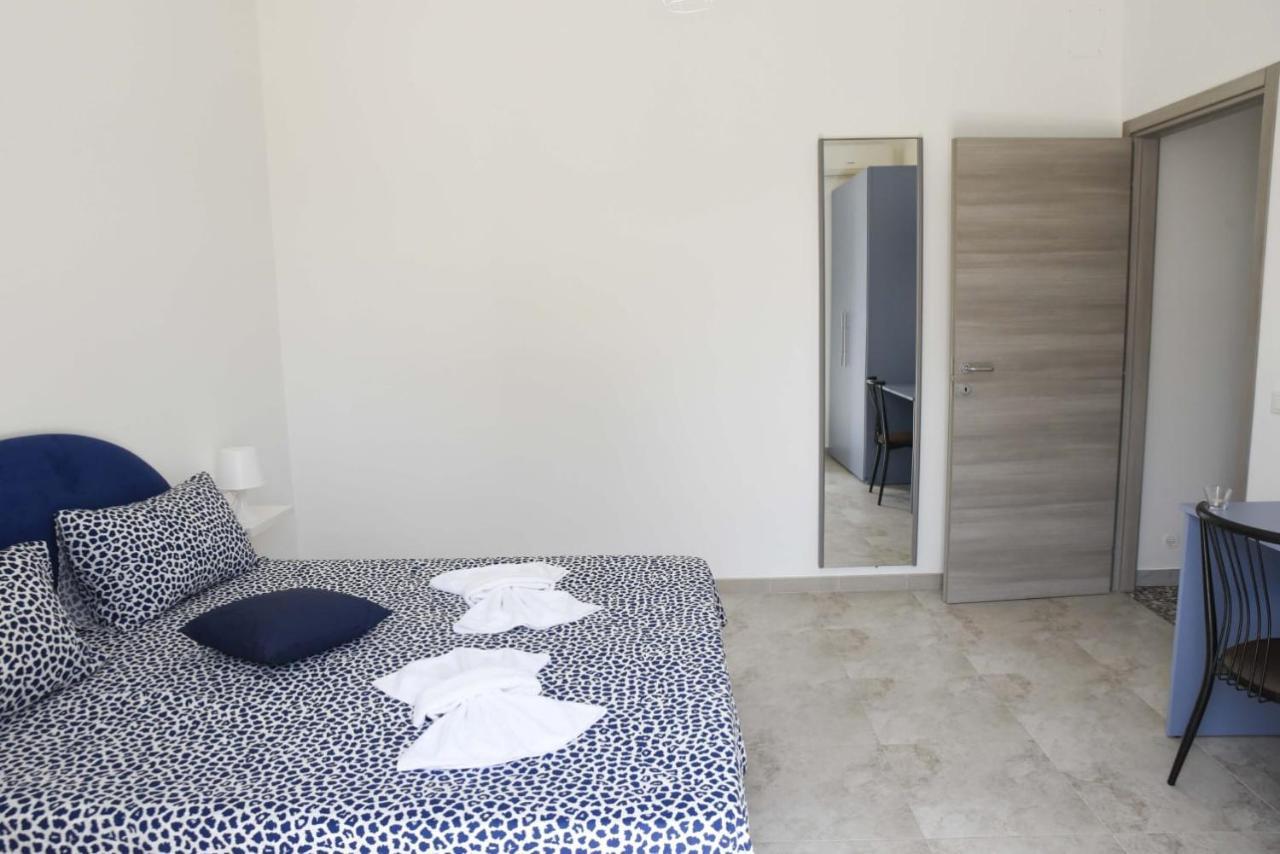 La Casa Del Gabbo Ξενοδοχείο Monopoli Εξωτερικό φωτογραφία