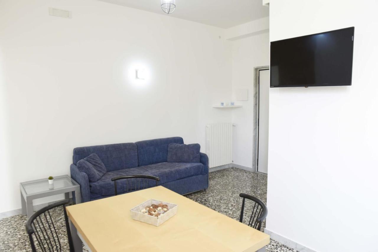 La Casa Del Gabbo Ξενοδοχείο Monopoli Εξωτερικό φωτογραφία